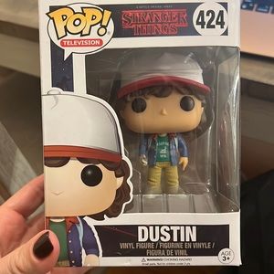 Dustin stranger things Funko pop 424